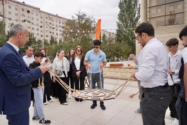Sumqayıt şəhər Heydər Əliyev Parkında Azərbaycan Respublikasının Gənclər və İdman Nazirliyinin… — şəkil 11